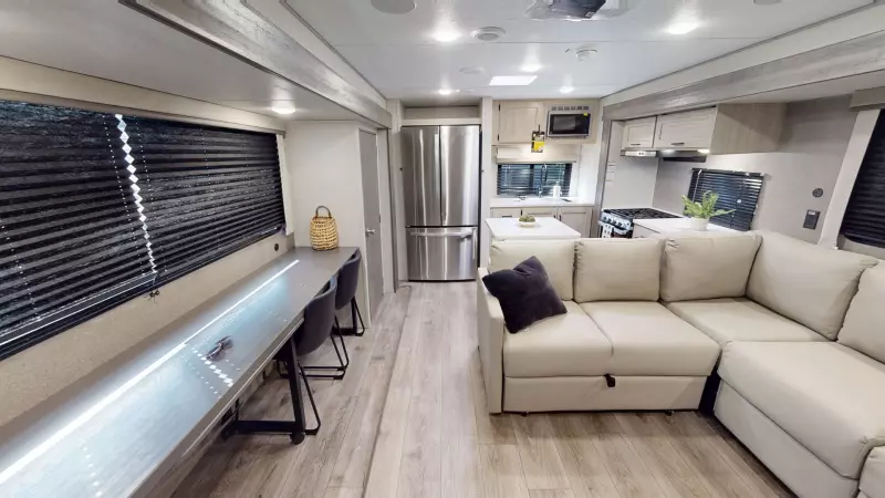 323MAZE Floorplan Main Room